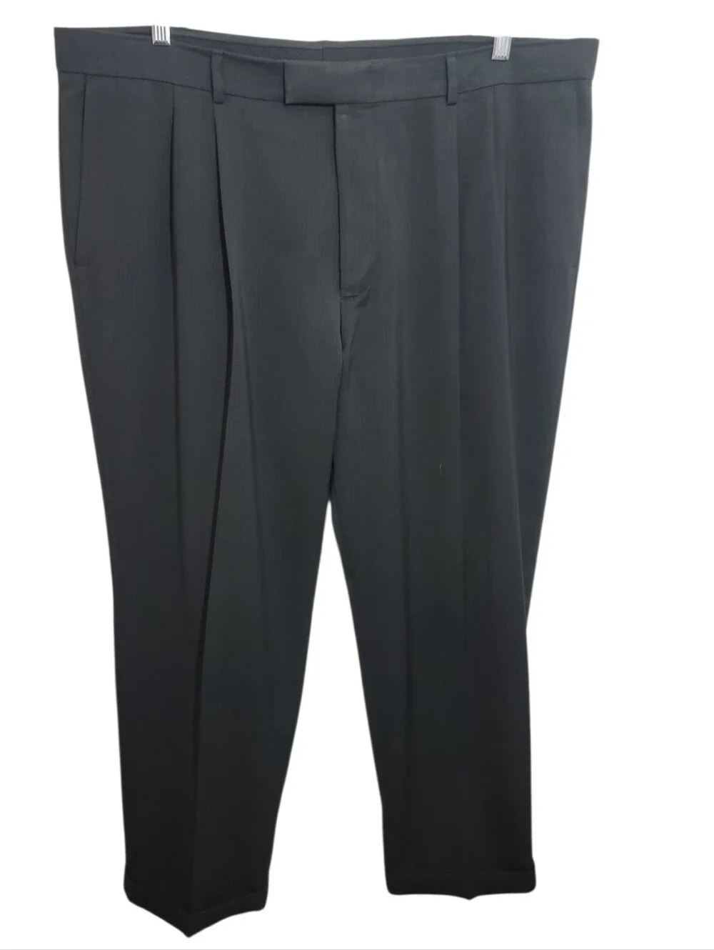 Haggar men's gray striped pleated front dress pants size 44 cuff leg trousers